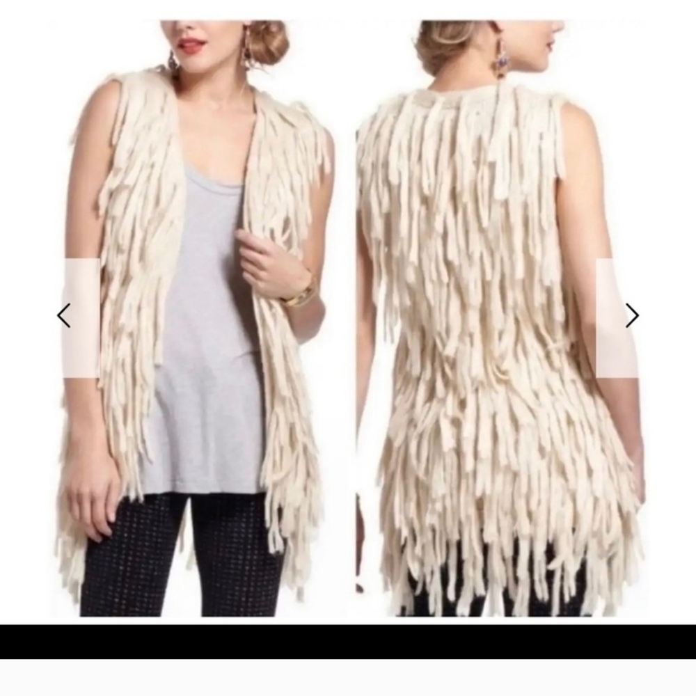 H&M Beige Shaggy Tassel Boho Hippy Festival Long Open Fringe Sweater Size Small